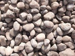 河卵石碎沙机的价格一般多少钱一台？产量多大？